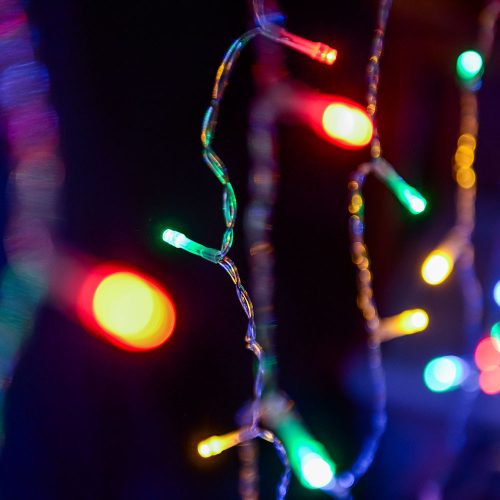 Crystalline LED cencúľová reťaz, 200 x 90 cm, 138 MULTI LED diód, priehľadný kábel, vhodná na vonkajšie aj vnútorné použitie