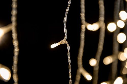 Crystalline záves LED svetiel 200 x 250 cm, 500 ks TEPLÁ BIELA LED, priehľadný kábel, Vhodné na vonkajšie aj vnútorné použitie