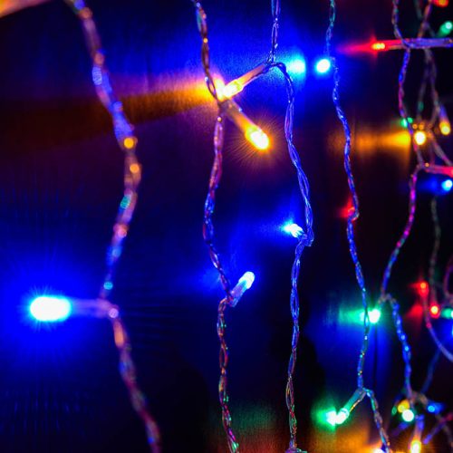 Crystalline závesná LED svetelná opona 200 x 250 cm, 500 ks MULTI LED, priehľadný kábel, Vhodná pre vonkajšie aj vnútorné použitie